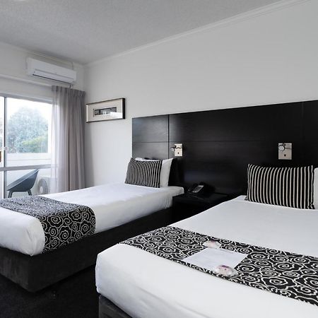 Hotel Armitage And Conference Centre ตาอูรังกา ภายนอก รูปภาพ